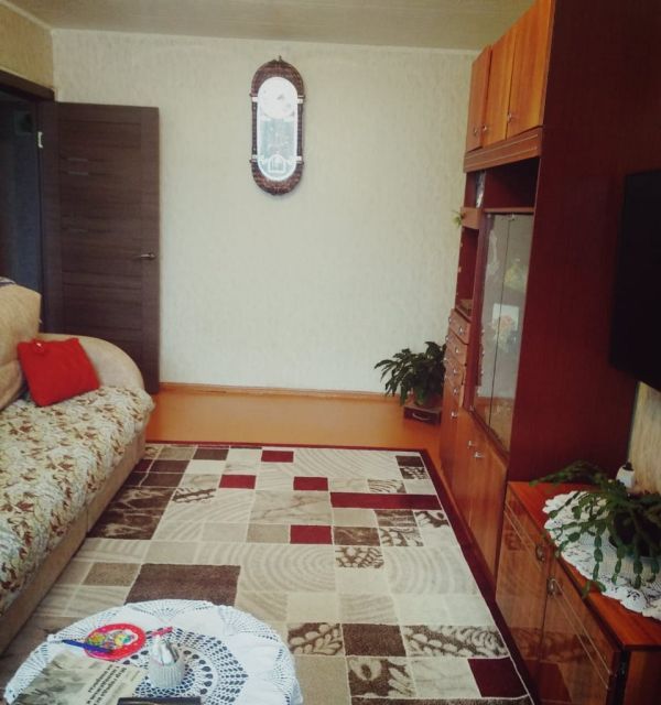 Продаётся 4-комнатная квартира, 72.4 м²