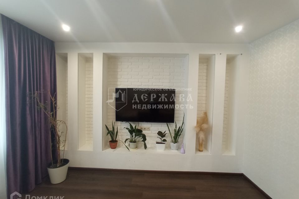 Продаётся 2-комнатная квартира, 52.8 м²