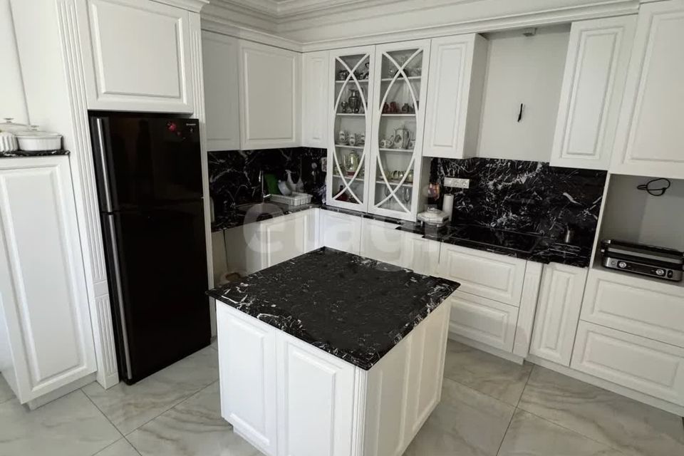 Продаётся 3-комнатная квартира, 87.8 м²