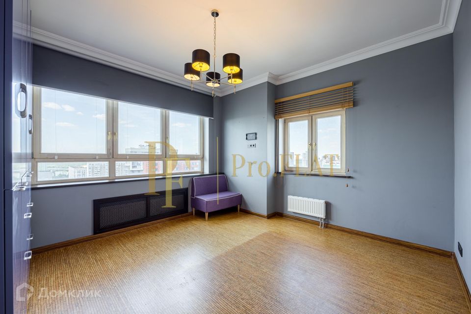 Продаётся 2-комнатная квартира, 55.5 м²