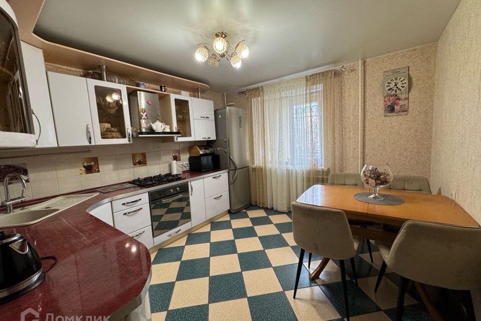 Продаётся 3-комнатная квартира, 92 м²