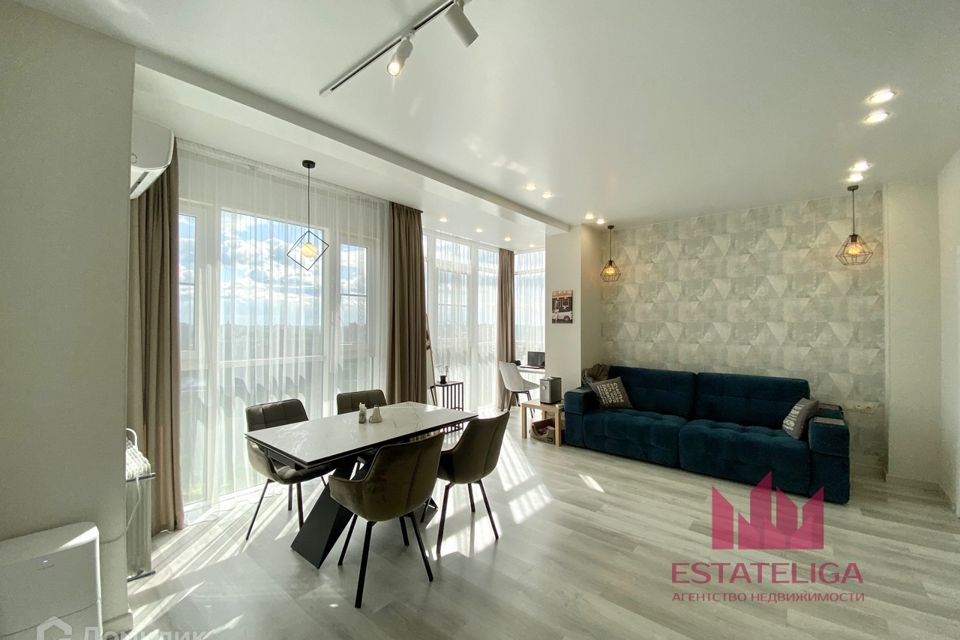 Продаётся 1-комнатная квартира, 55 м²