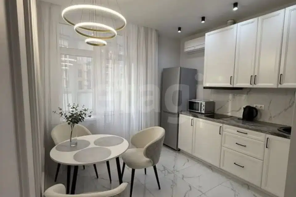 Продаётся 1-комнатная квартира, 37 м²