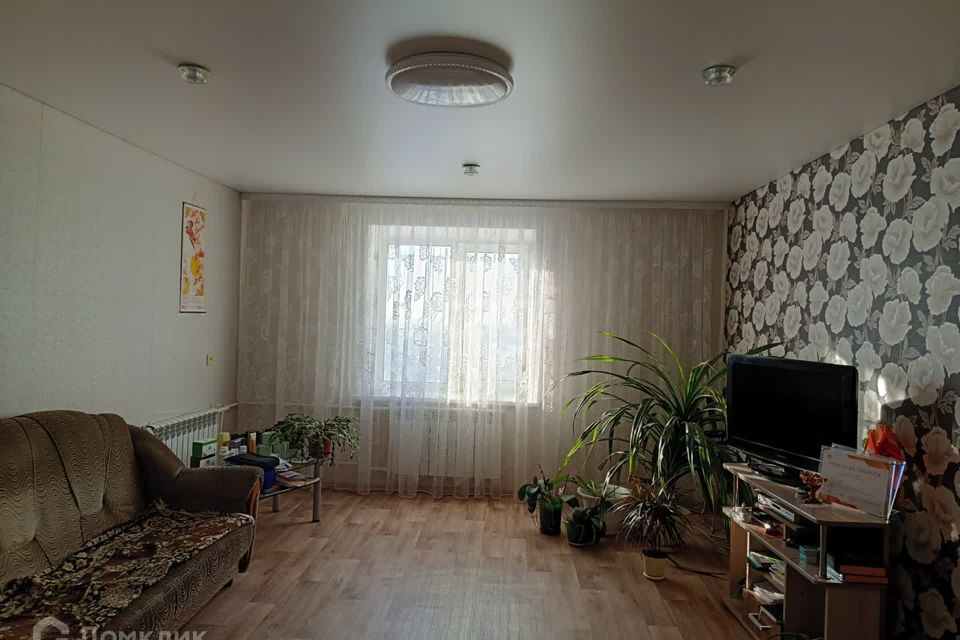 Продаётся 4-комнатная квартира, 108.9 м²