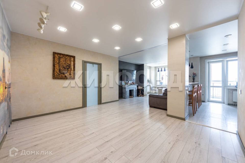 Продаётся 2-комнатная квартира, 72 м²