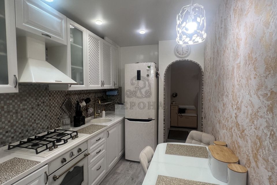 Продаётся 3-комнатная квартира, 59 м²