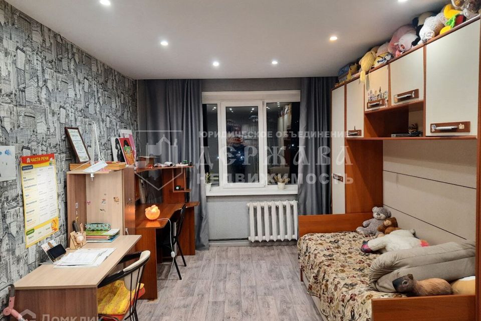 Продаётся 3-комнатная квартира, 62.6 м²