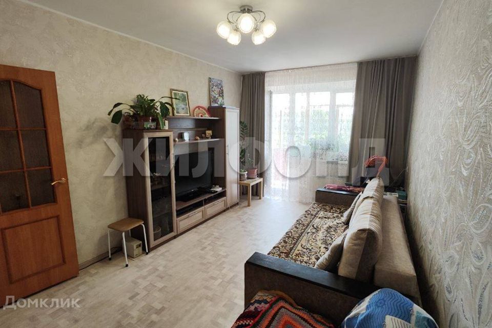 Продаётся 1-комнатная квартира, 35.9 м²