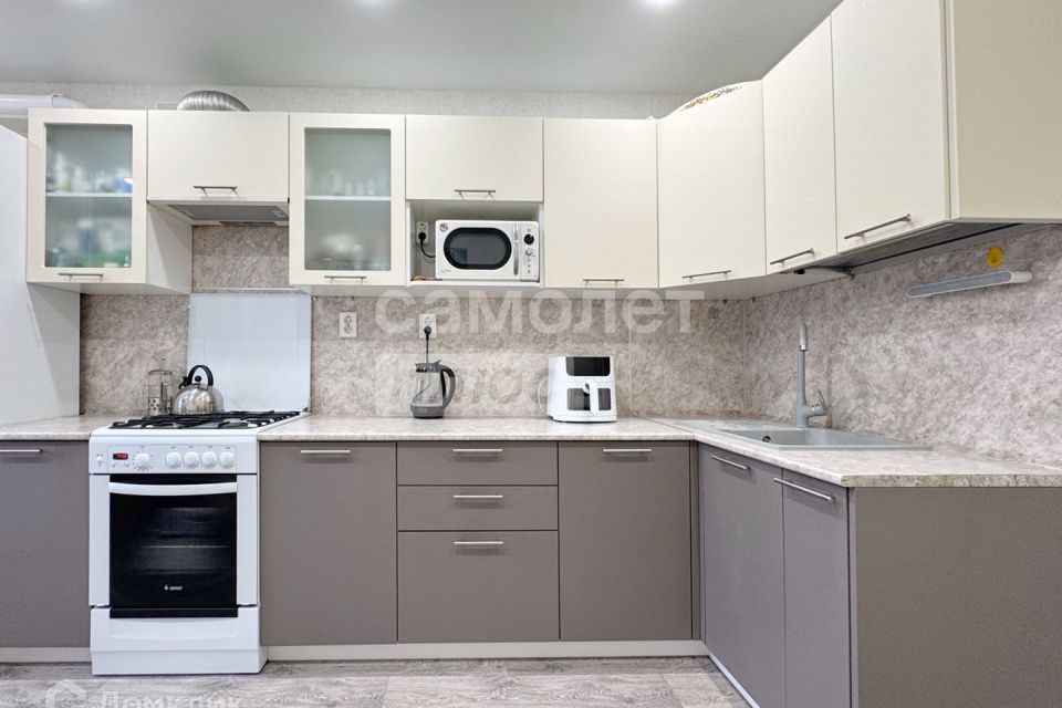Продаётся 2-комнатная квартира, 53.5 м²