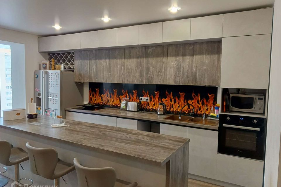 Продаётся 3-комнатная квартира, 87.8 м²