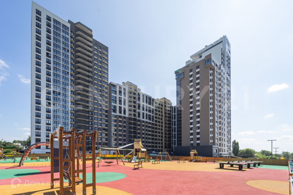 Продаётся 3-комнатная квартира, 71 м²