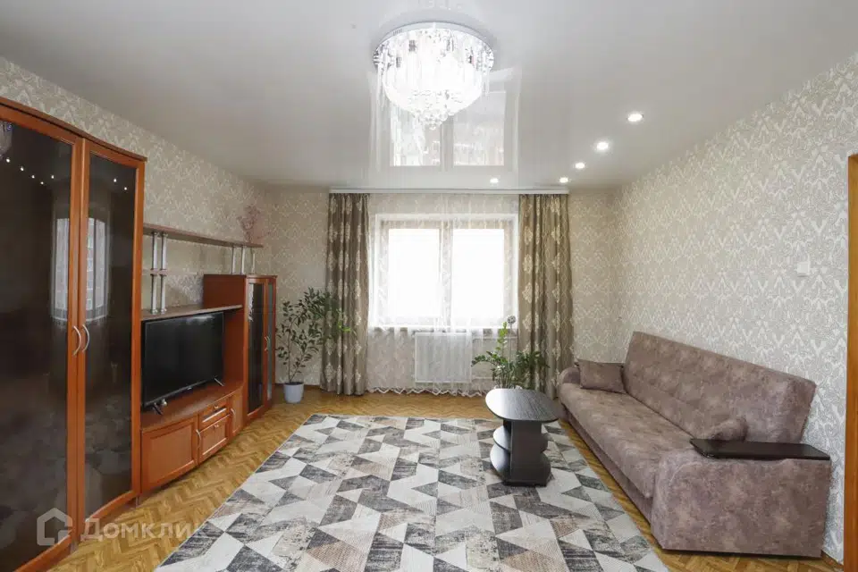 Продаётся 4-комнатная квартира, 88.4 м²