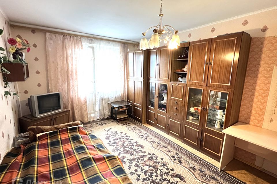 Сдаётся 1-комнатная квартира, 38 м²