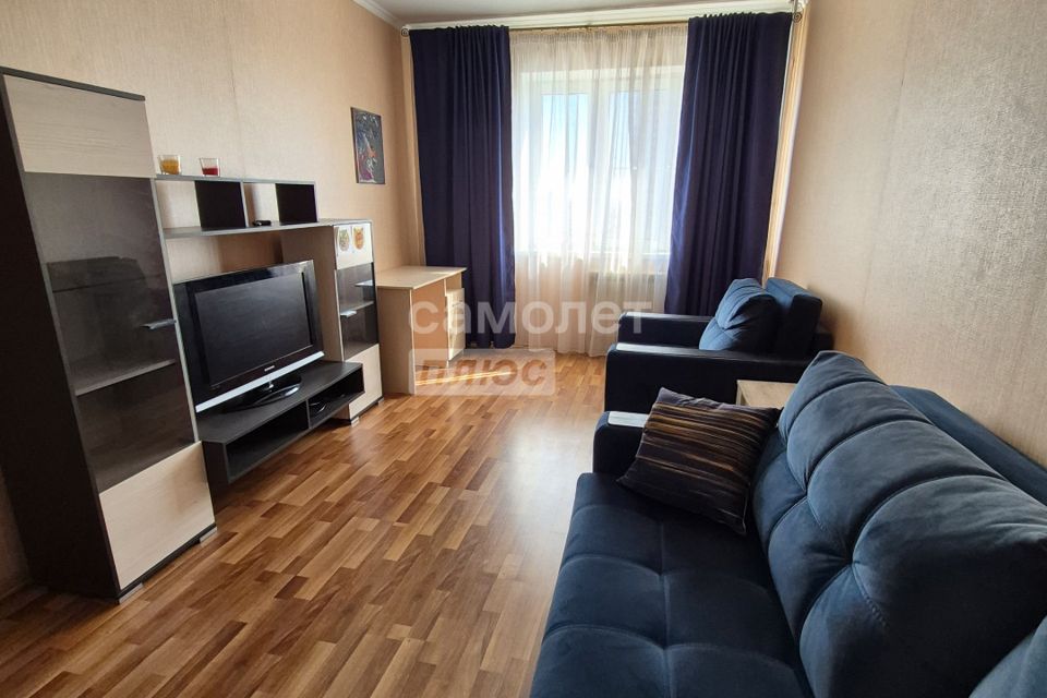 Сдаётся 1-комнатная квартира, 42 м²
