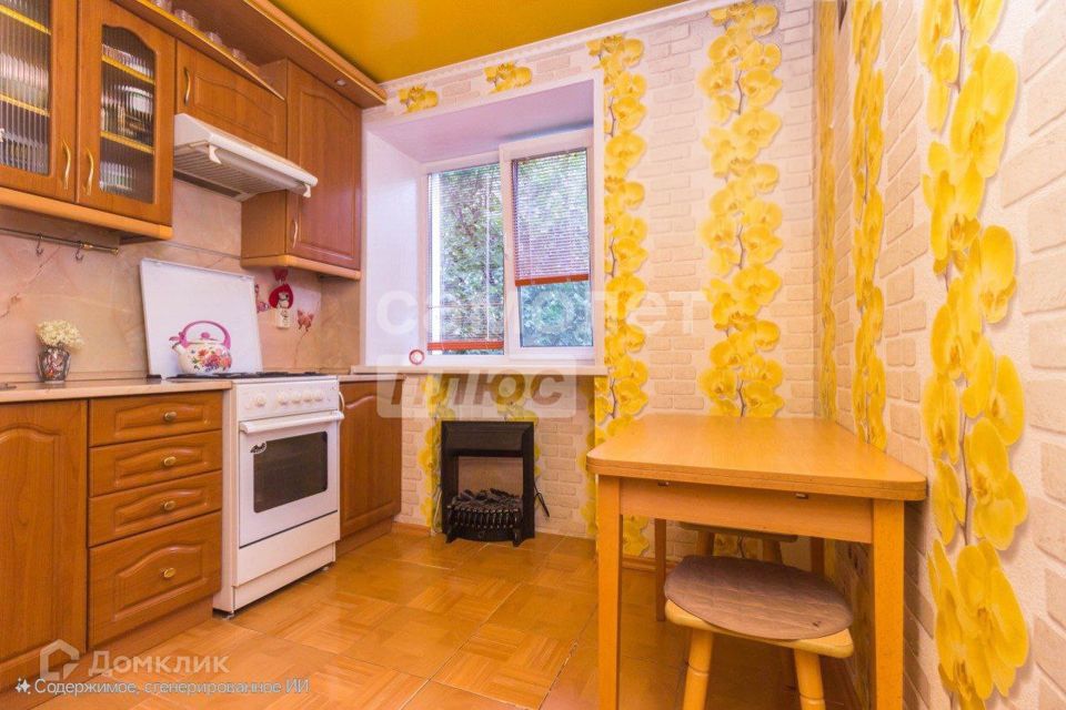 Продаётся 3-комнатная квартира, 61.4 м²