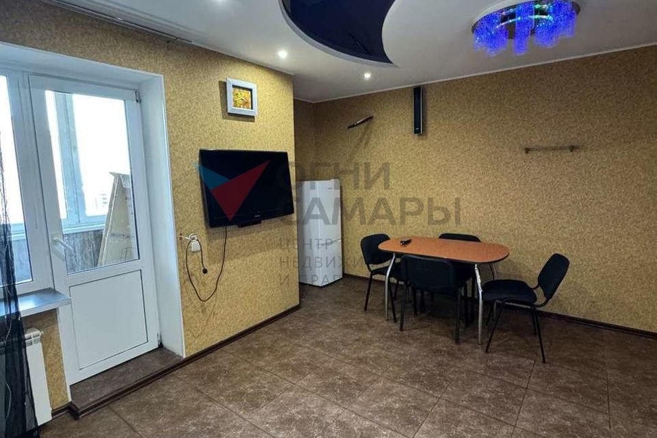 Сдаётся 3-комнатная квартира, 87.4 м²
