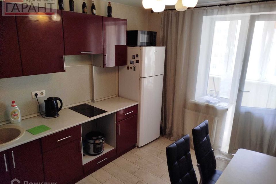Продаётся 1-комнатная квартира, 42 м²