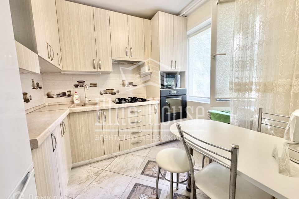 Сдаётся 1-комнатная квартира, 30 м²