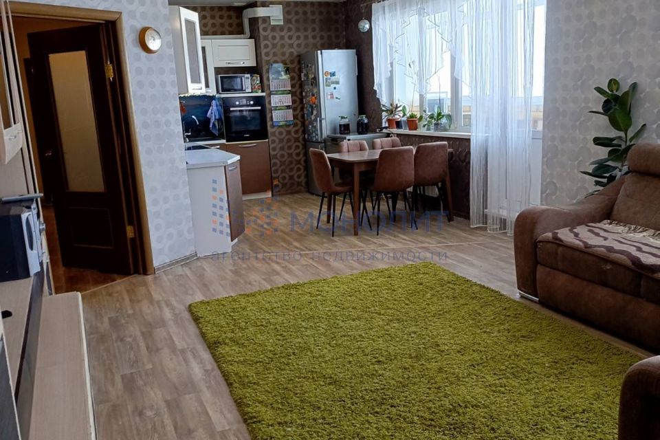 Продаётся 3-комнатная квартира, 95.9 м²