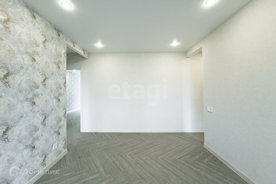 Продаётся 3-комнатная квартира, 58.7 м²