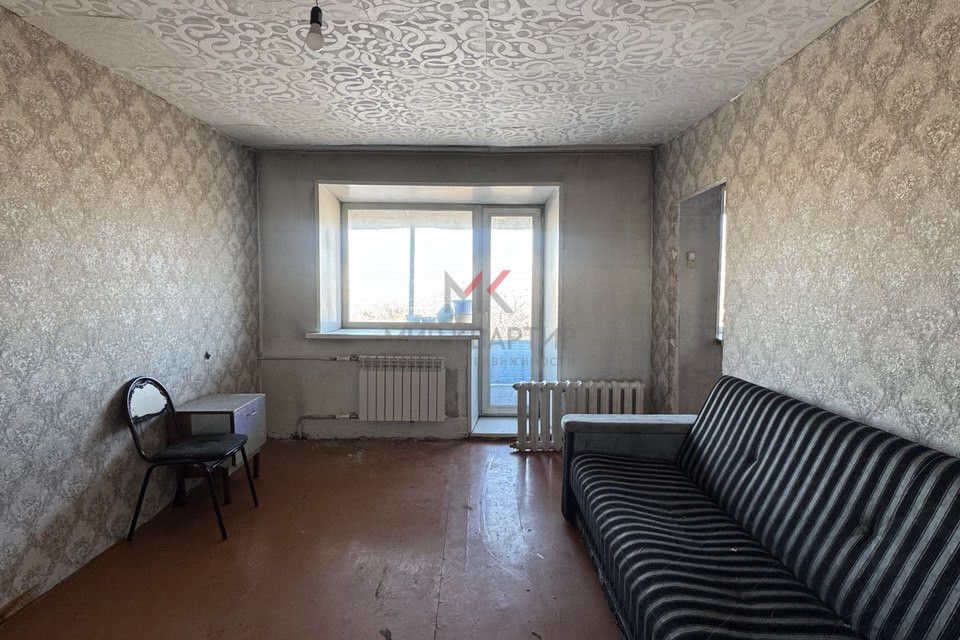 Продаётся 3-комнатная квартира, 49.9 м²