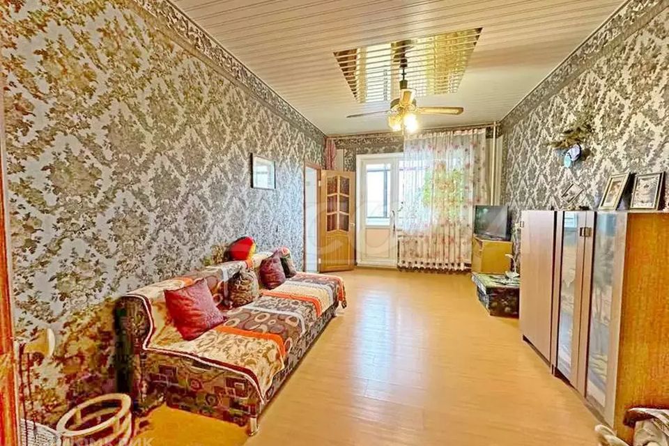 Продаётся 3-комнатная квартира, 59.2 м²