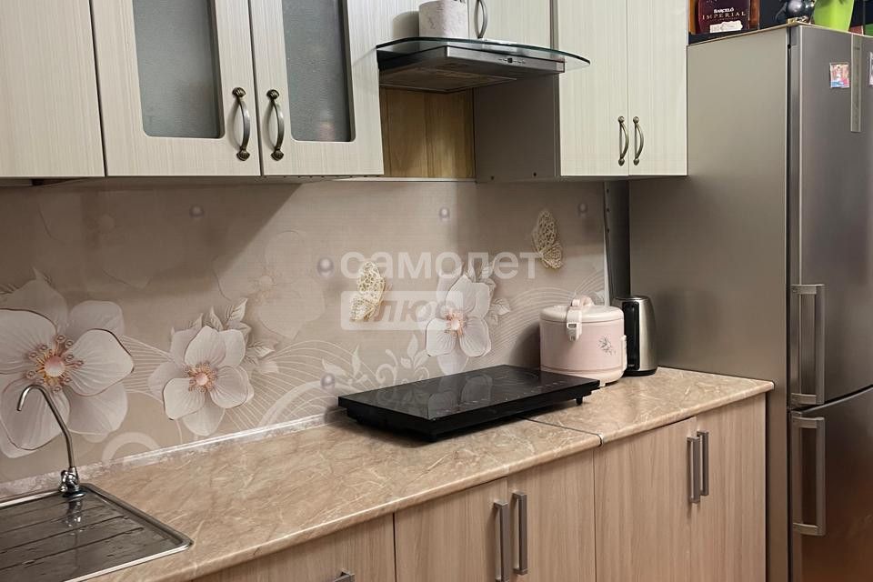 Продаётся 1-комнатная квартира, 47.9 м²