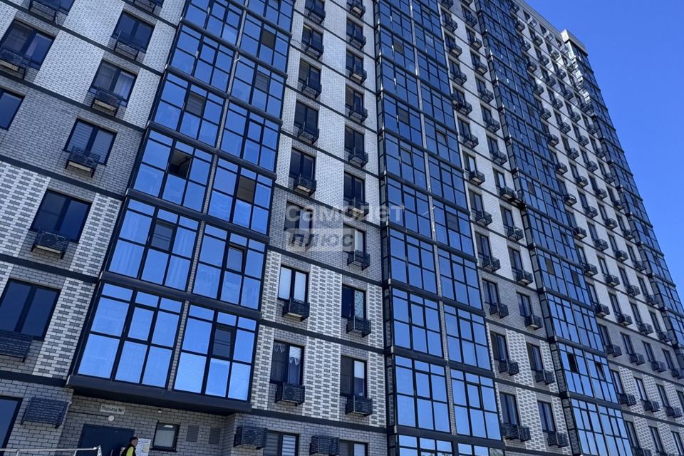 Продаётся 1-комнатная квартира, 42.98 м²