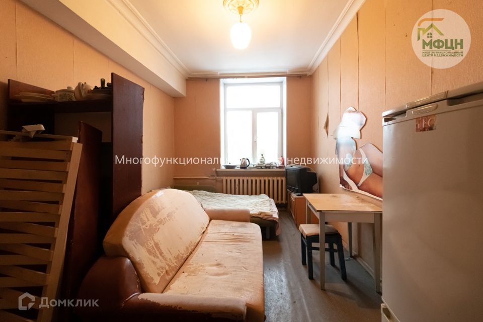 Продаётся комната в 20-комн. квартире, 16.5 м²