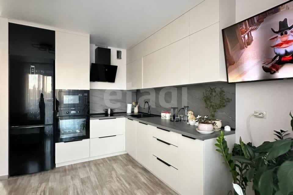 Продаётся 3-комнатная квартира, 56.4 м²