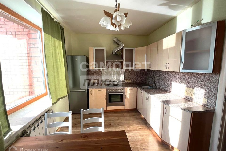 Продаётся 1-комнатная квартира, 49.2 м²
