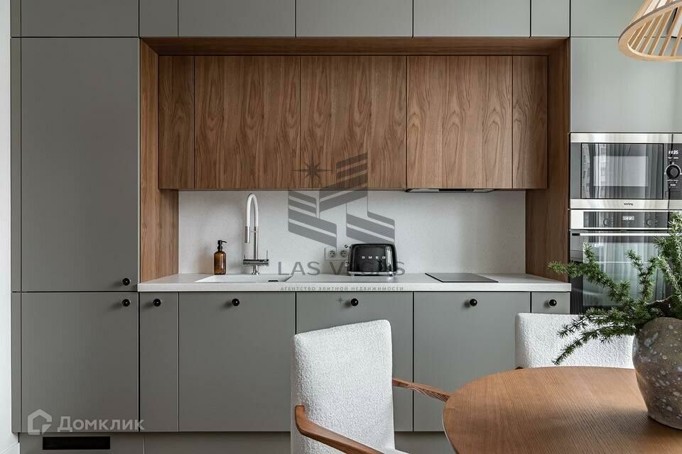 Сдаётся 2-комнатная квартира, 70 м²