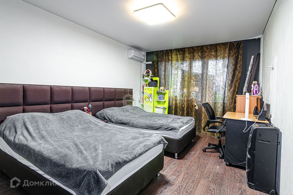 Продаётся 3-комнатная квартира, 72.6 м²