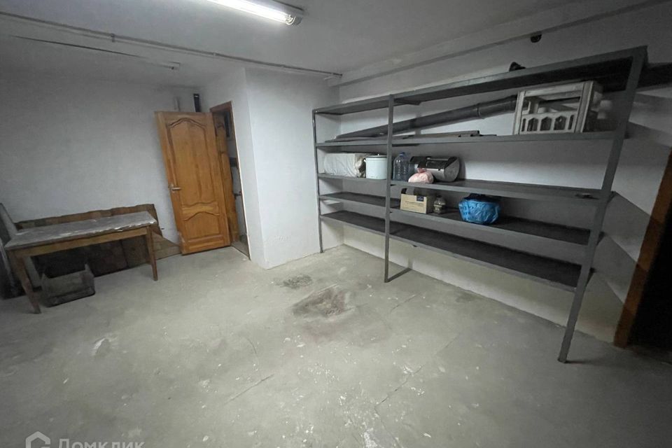 Продаётся 2-этажный дом, 200 м²
