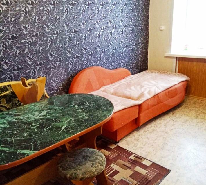 Продаётся 4 комнаты в 4-комн. квартире, 35 м²