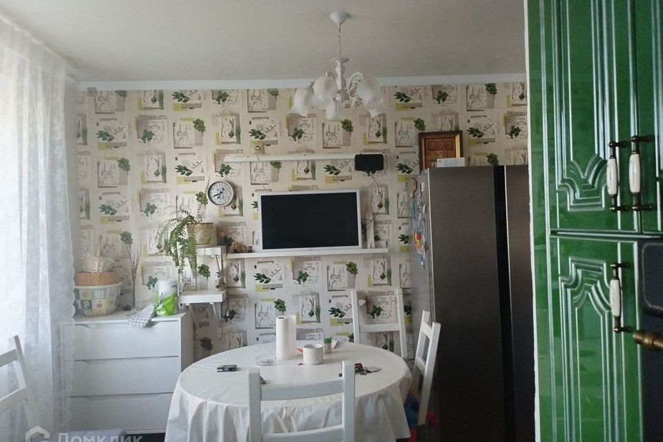 Продаётся 4-комнатная квартира, 63 м²
