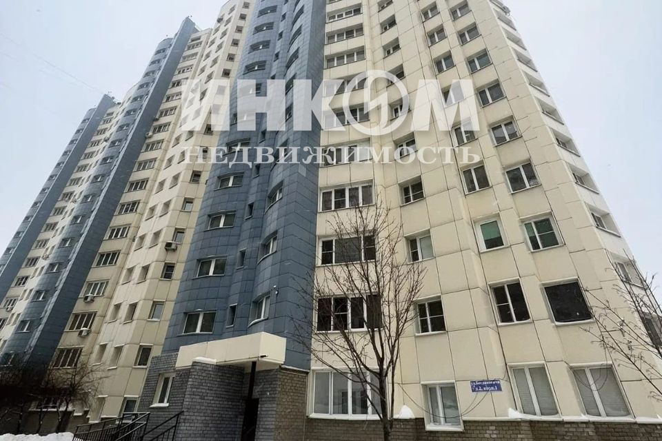 Продаётся 2-комнатная квартира, 66.5 м²