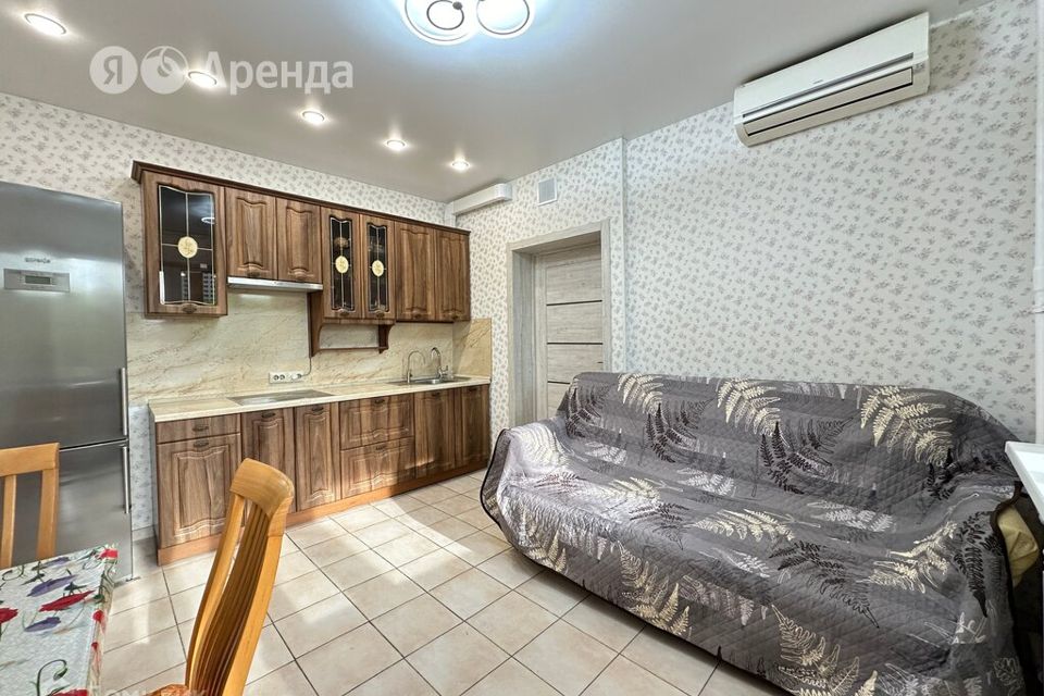 Сдаётся 1-комнатная квартира, 43 м²