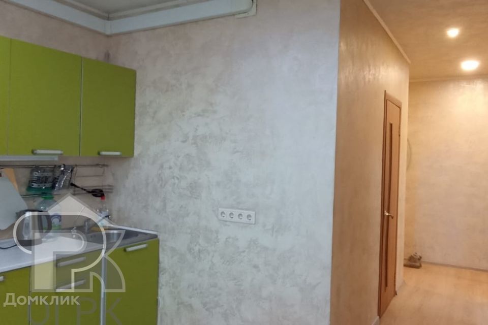 Продаётся 1-комнатная квартира, 43 м²