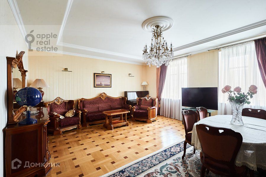 Сдаётся 4-комнатная квартира, 165 м²