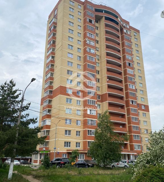 Продаётся 2-комнатная квартира, 57 м²