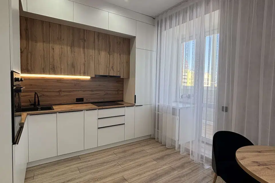 Продаётся 3-комнатная квартира, 92 м²