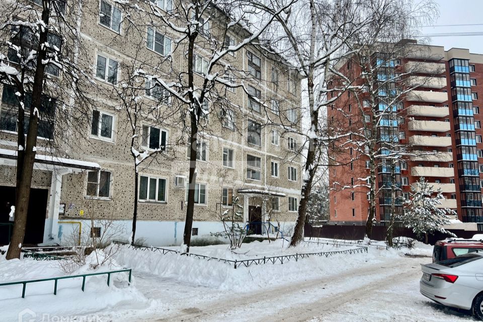 Продаётся 4-комнатная квартира, 59.2 м²