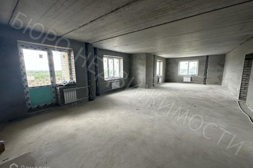 Продаётся 3-комнатная квартира, 100.5 м²