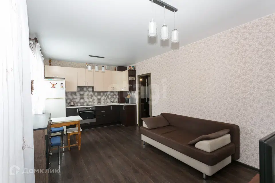 Продаётся 2-комнатная квартира, 63.5 м²