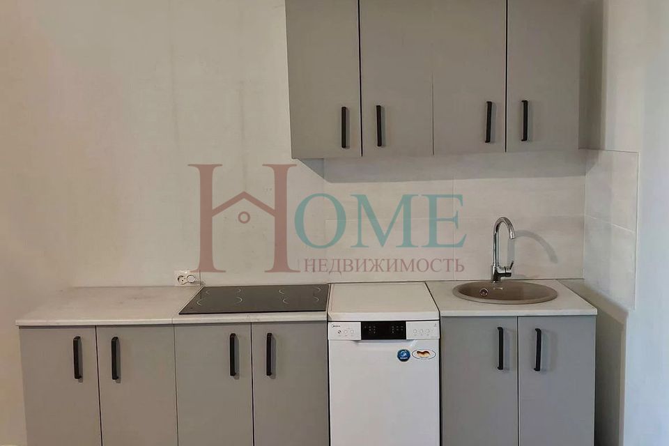 Сдаётся 2-комнатная квартира, 57 м²