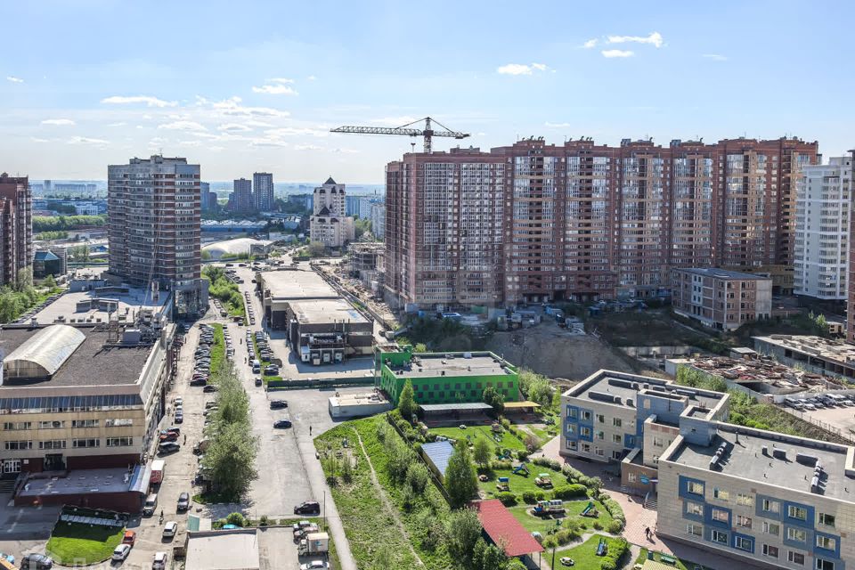 Продаётся 1-комнатная квартира, 42 м²