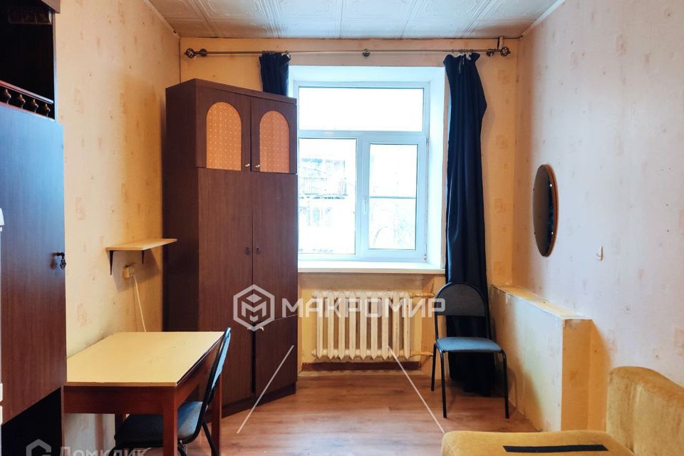 Продаётся комната в 20-комн. квартире, 17.2 м²