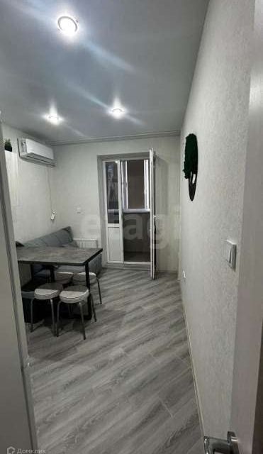 Сдаётся 1-комнатная квартира, 35 м²