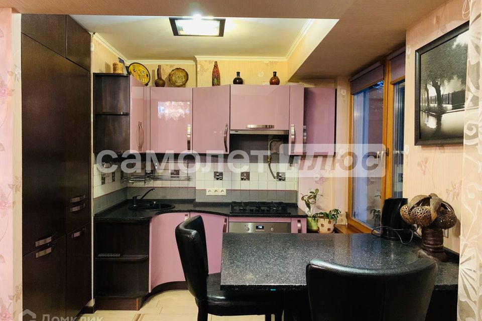Сдаётся 4-комнатная квартира, 71.6 м²